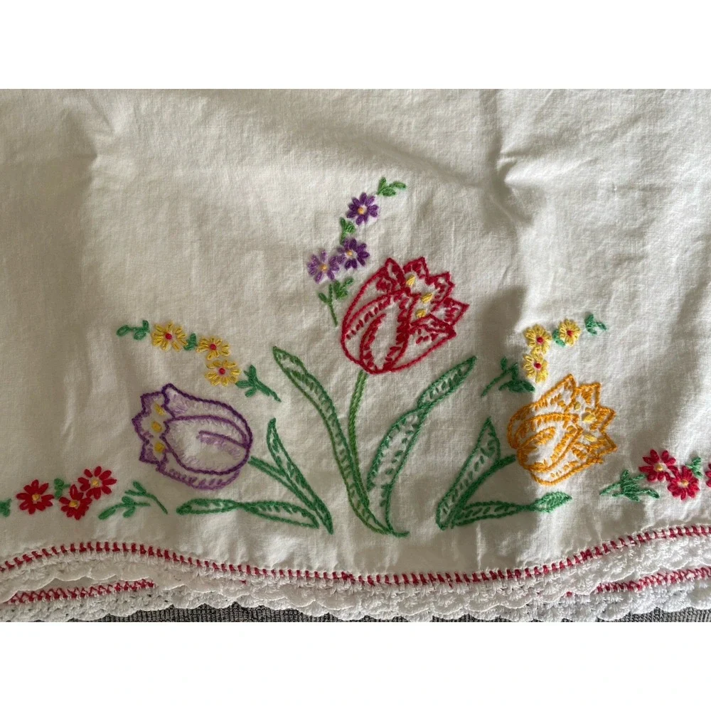 2 Vintage White Hand-stiched Needlepoint Floral Standard‎ Size Pillowcase